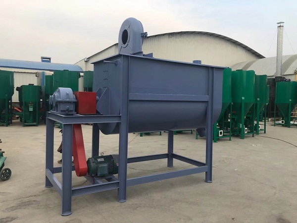 如何選擇臥式攪拌機(jī)？